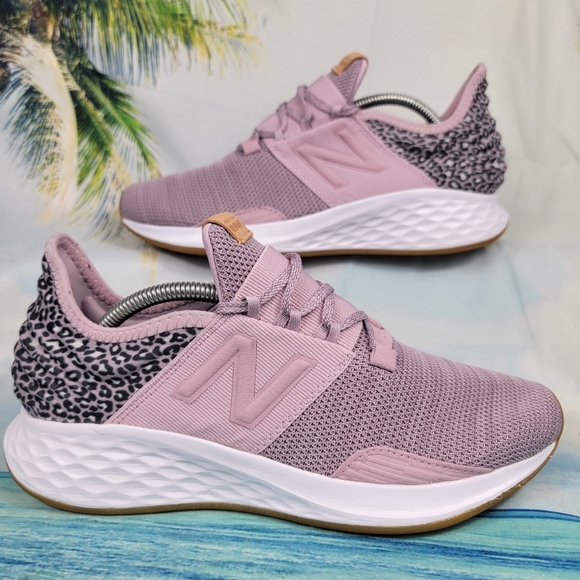 New Balance Shoes - New Balance Fresh Foam Roav Women's 9